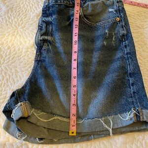 H&M mom shorts, ultra high waist, size 18, distressed with cuffs.